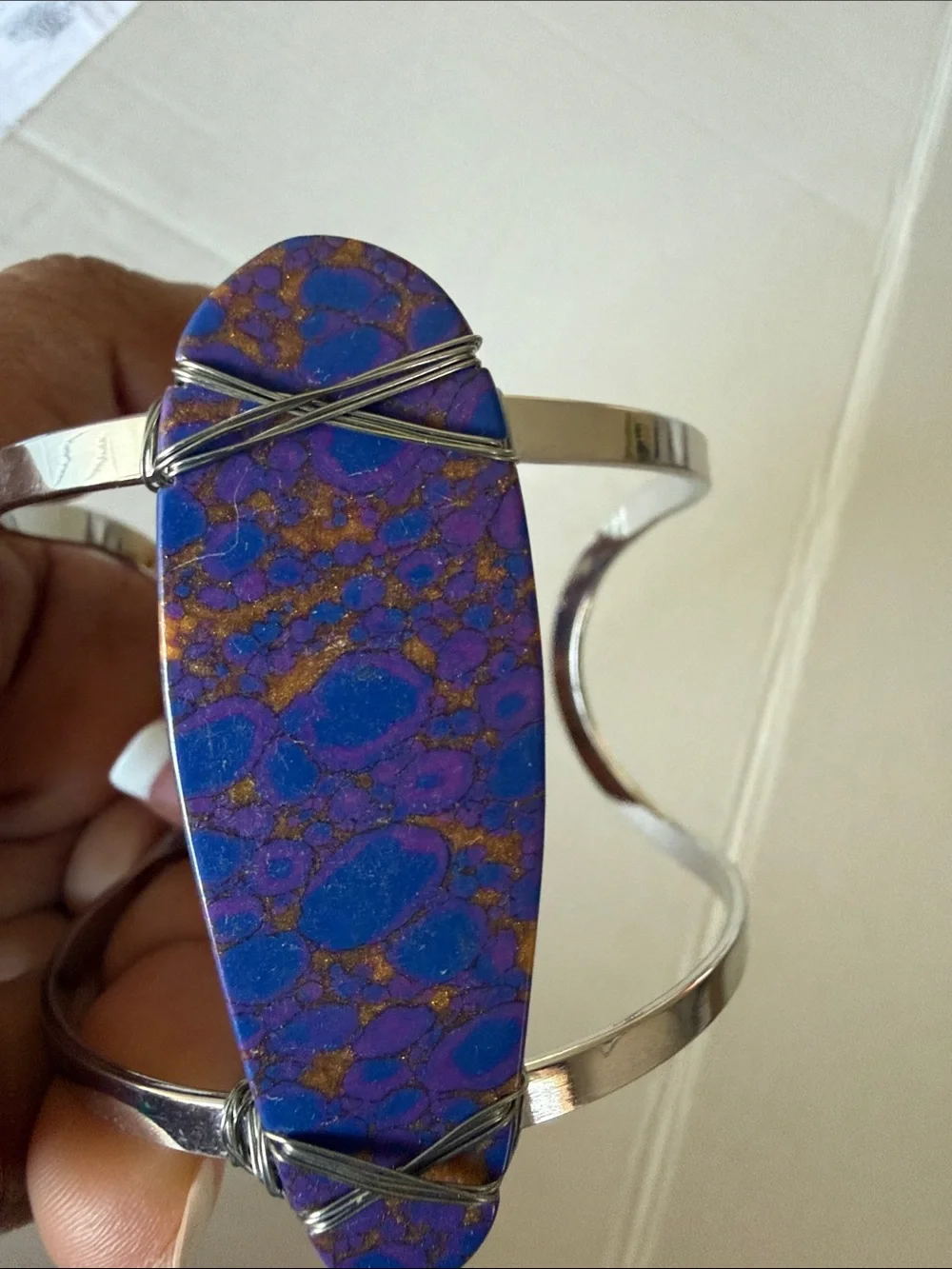 N/A bold silver